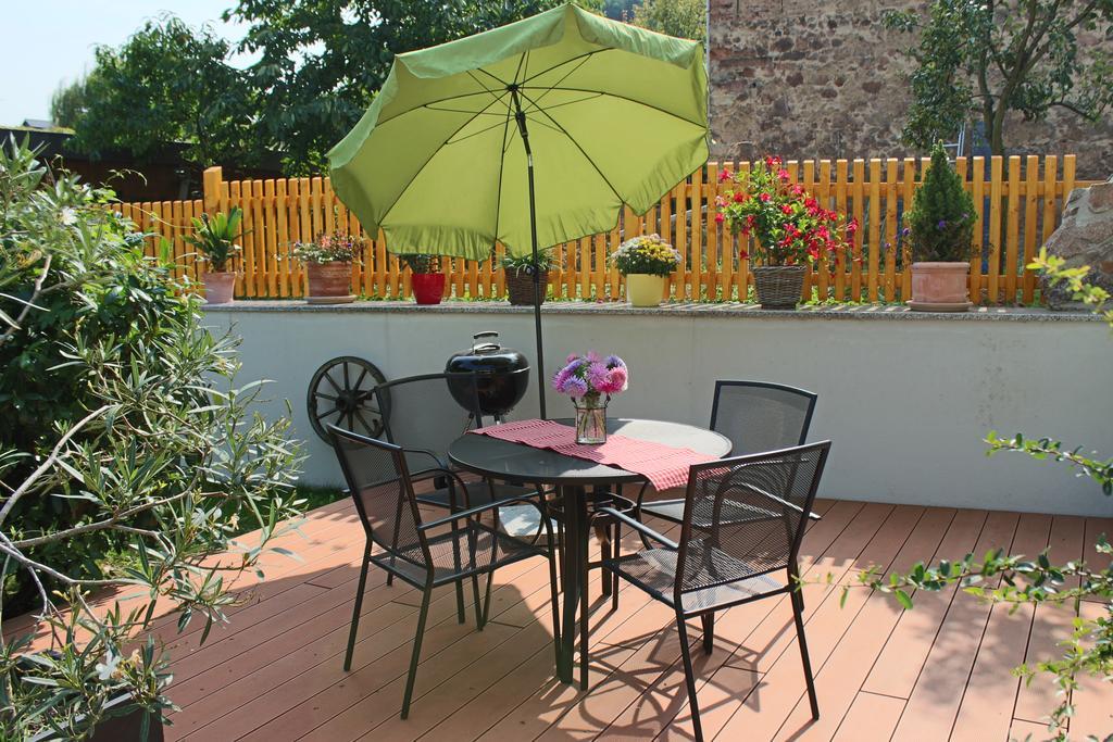 Ferienhof Graefe - 3-Seiten Hof Mit Grossem Garten, Pool & Sauna Meissen Luaran gambar